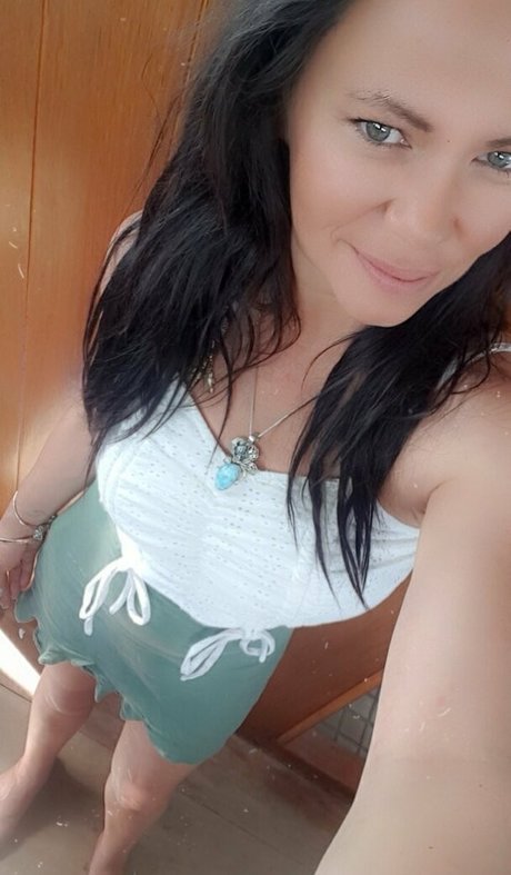 Foto di nudo di fuga di OnlyFans di Davens