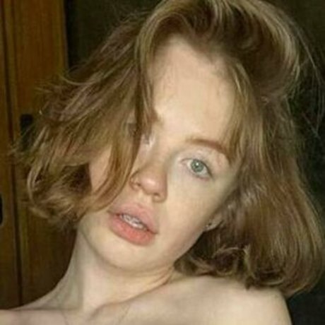 Foto di nudo di fuga di OnlyFans di Lillluuuvip