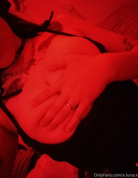 Foto di nudo di fuga di OnlyFans di Xlunax