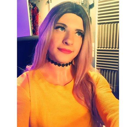 Foto di nudo di fuga di OnlyFans di Danni92