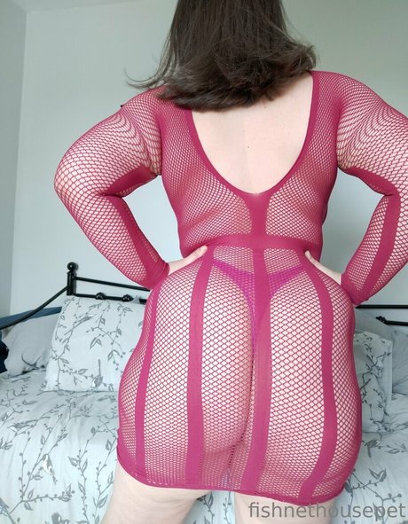 Foto di nudo di fuga di OnlyFans di Fishnethousepet