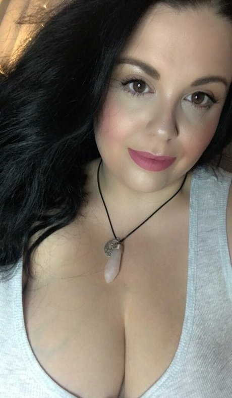 Foto di nudo di fuga di OnlyFans di Arana90