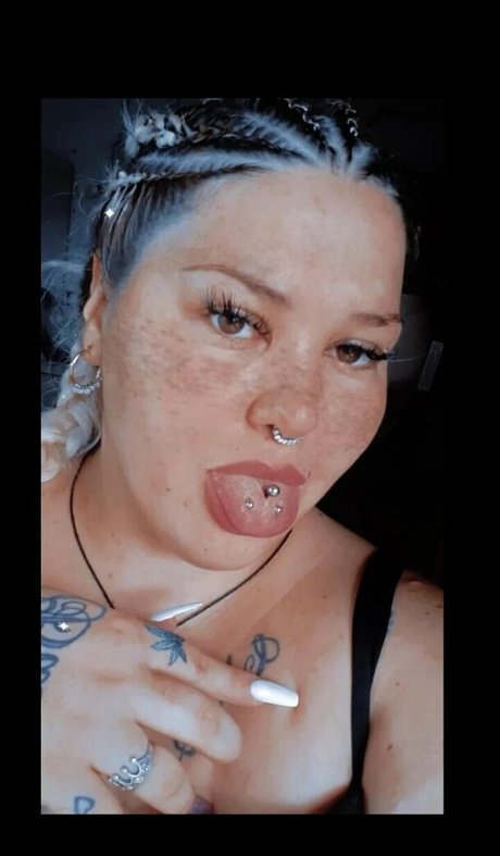 Foto di nudo di fuga di OnlyFans di Luianaxxx