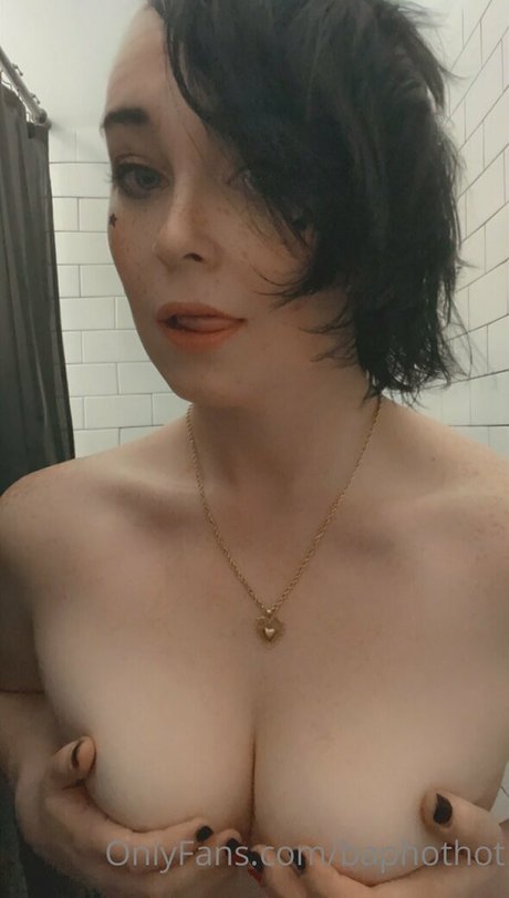 Foto di nudo di fuga di OnlyFans di Baphothot