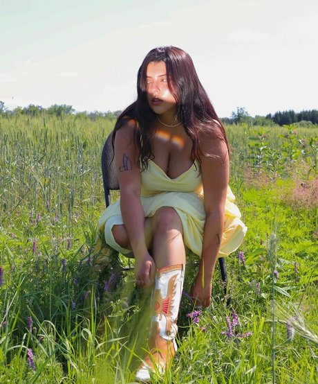 Foto di nudo di fuga di OnlyFans di Nada C