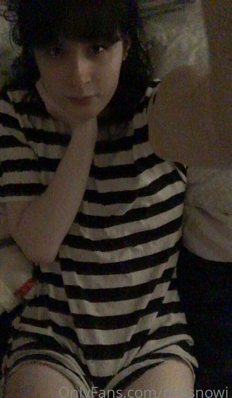 Foto di nudo di fuga di OnlyFans di Missnowi