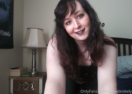 Anniebrokely