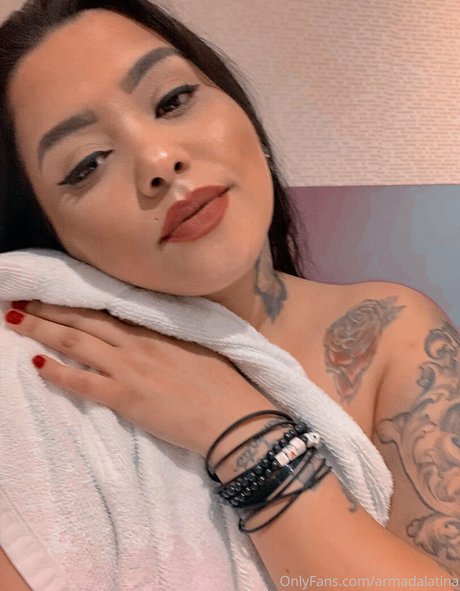 Foto di nudo di fuga di OnlyFans di Thescorpiondollfree