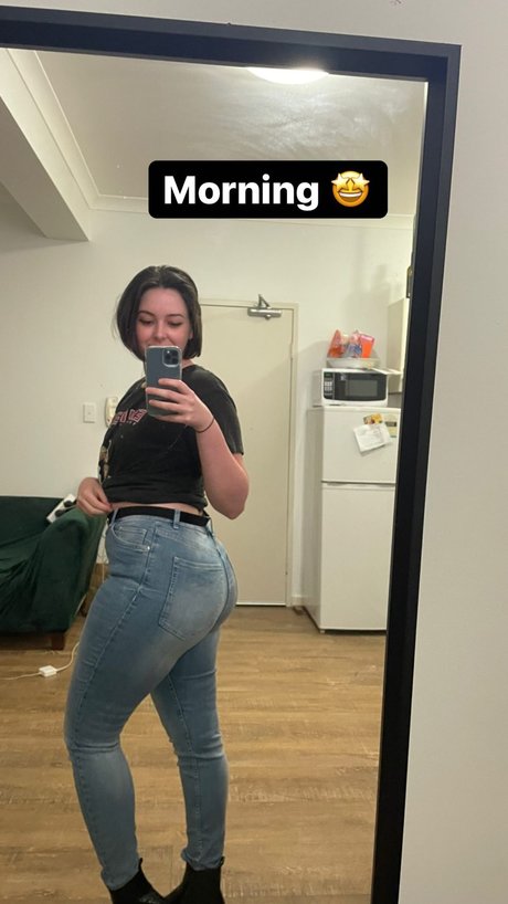 Shutupmichaelaa
