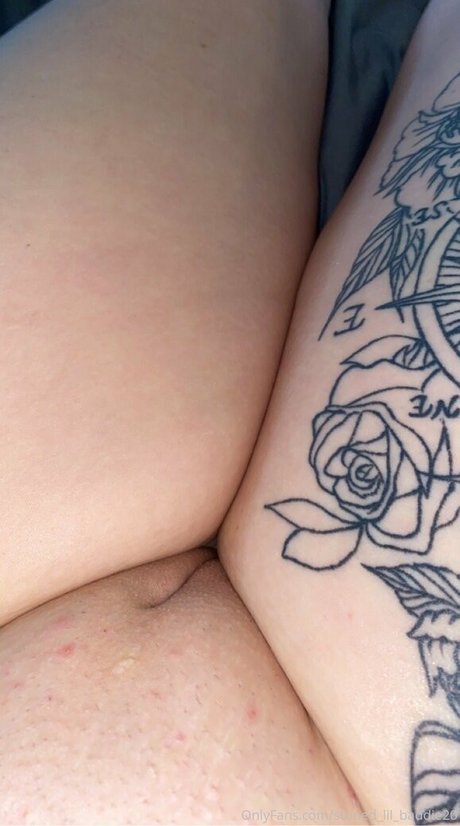 Foto di nudo di fuga di OnlyFans di Stonedlilbaddie20