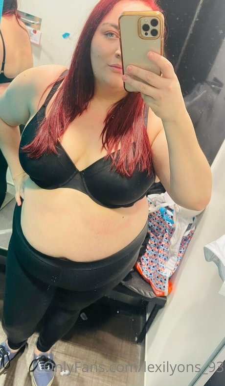Foto di nudo di fuga di OnlyFans di Lexilard