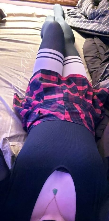 Foto di nudo di fuga di OnlyFans di Solatrap