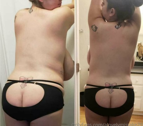 Foto di nudo di fuga di OnlyFans di Alovelymistake29