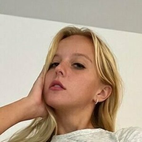Foto di nudo di fuga di OnlyFans di Themorgancryer