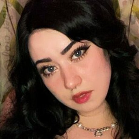 Foto di nudo di fuga di OnlyFans di Notsocutechibi