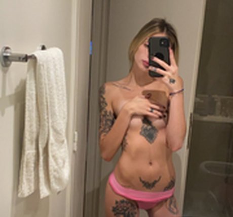 Foto di nudo di fuga di OnlyFans di Felissigw