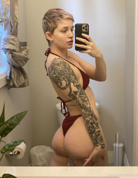 Foto di nudo di fuga di OnlyFans di Samanthaknoxxoxo