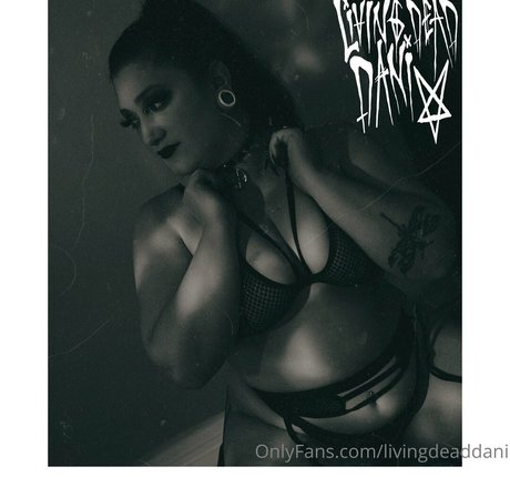 Livingdeaddani