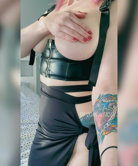 Foto di nudo di fuga di OnlyFans di Altzoey
