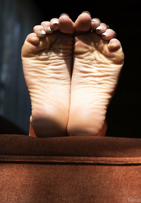 Foto di nudo di fuga di OnlyFans di Tastytaurustoes