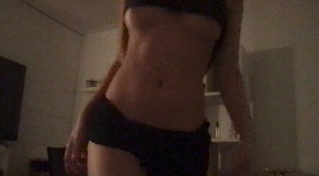 Foto di nudo di fuga di OnlyFans di Hazymari