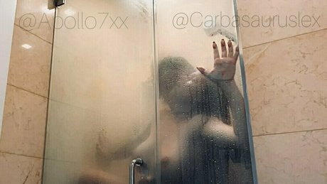 Foto di nudo di fuga di OnlyFans di Carbasauruslexdied