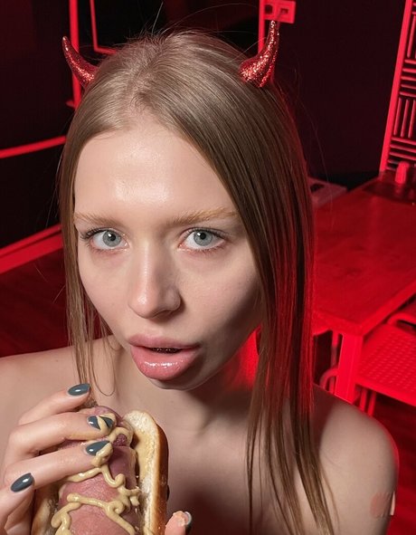 Foto di nudo di fuga di OnlyFans di Lickmypic
