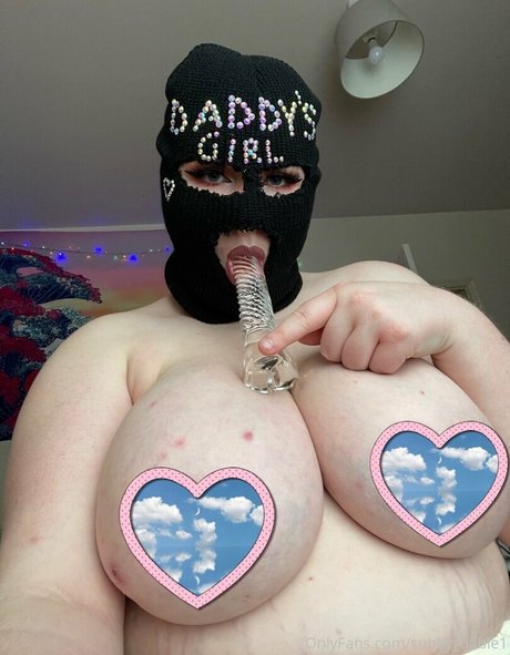 Foto di nudo di fuga di OnlyFans di Phoebetheunistudent