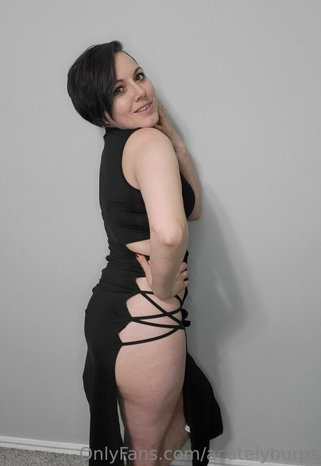 Foto di nudo di fuga di OnlyFans di Acutelyburps