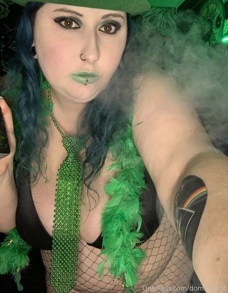 Foto di nudo di fuga di OnlyFans di Domisbomb