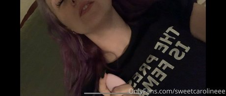 Foto di nudo di fuga di OnlyFans di Sweetcarolineee