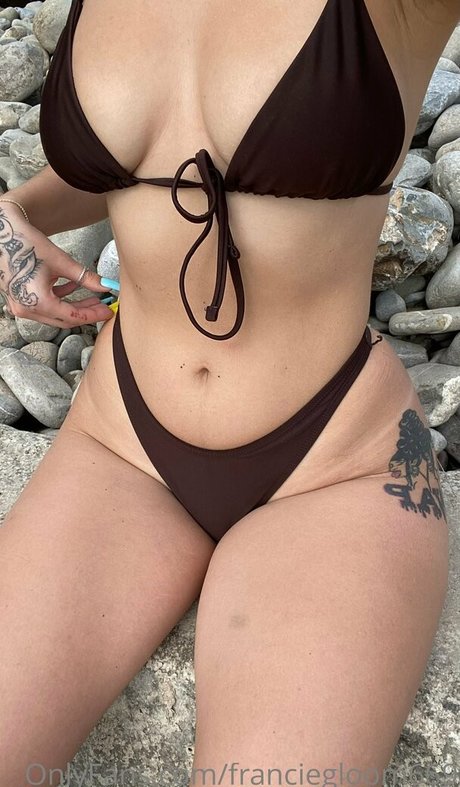Foto di nudo di fuga di OnlyFans di Franciegloom777