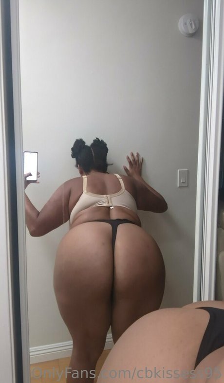 Cbkissess95
