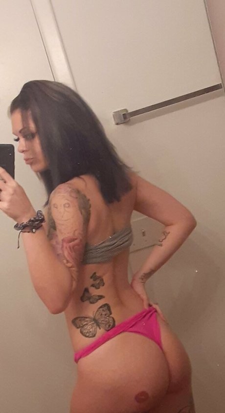 Foto di nudo di fuga di OnlyFans di Joslynnnrose