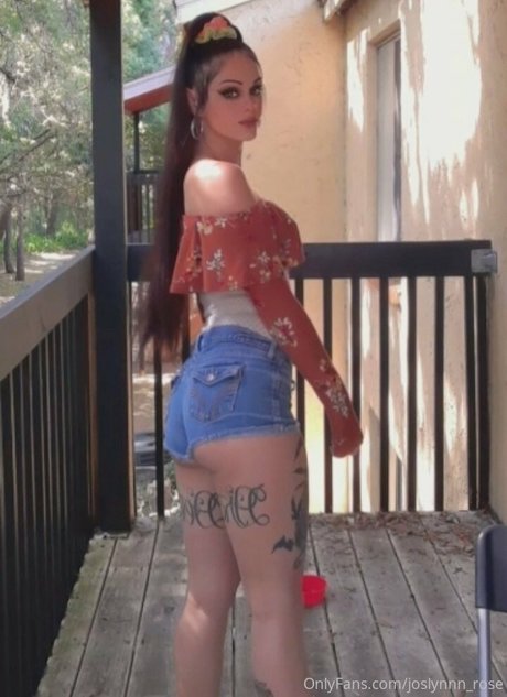 Foto di nudo di fuga di OnlyFans di Joslynnnrose