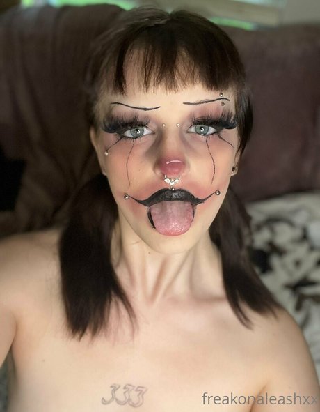 Foto di nudo di fuga di OnlyFans di Freakonaleashxx
