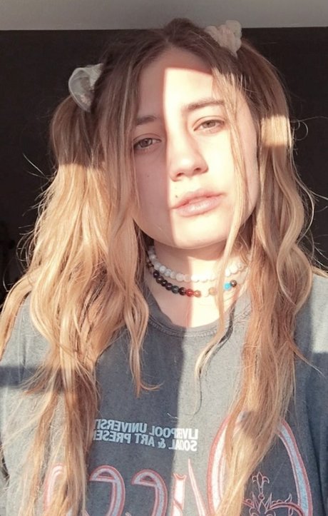 Foto di nudo di fuga di OnlyFans di Lia Marie Johnson