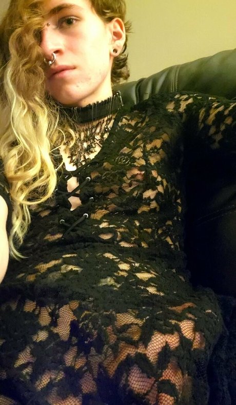Foto di nudo di fuga di OnlyFans di Safety Pinup