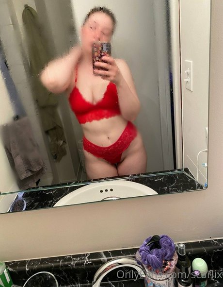 Foto di nudo di fuga di OnlyFans di Scarlix