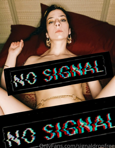 Foto di nudo di fuga di OnlyFans di Signaldropfree