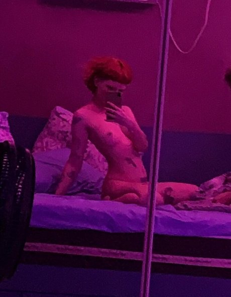 Foto di nudo di fuga di OnlyFans di Cyberdollexe