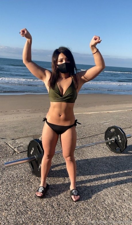 Foto di nudo di fuga di OnlyFans di Sakurafit