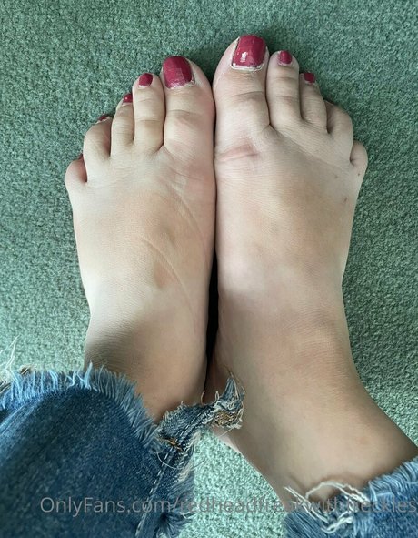 Foto di nudo di fuga di OnlyFans di Redheadfreakwithfreckles