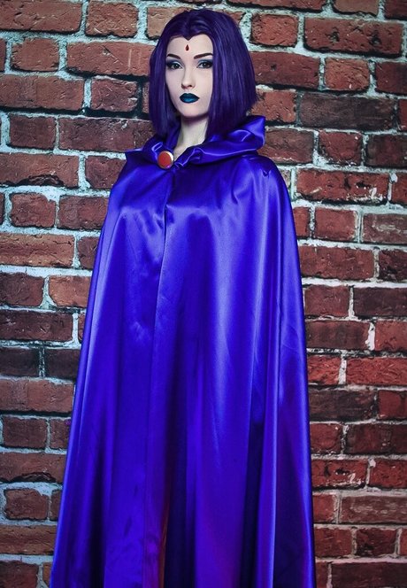 Chameleahn Cosplays