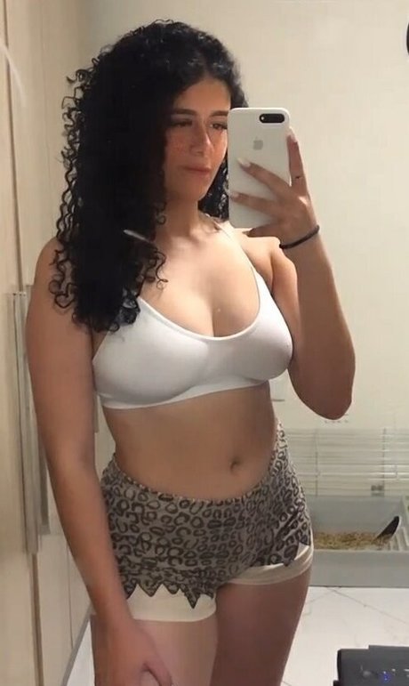 Foto di nudo di fuga di OnlyFans di Kodarp
