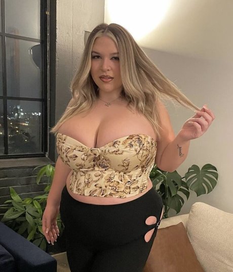 Foto di nudo di fuga di OnlyFans di Sierra K