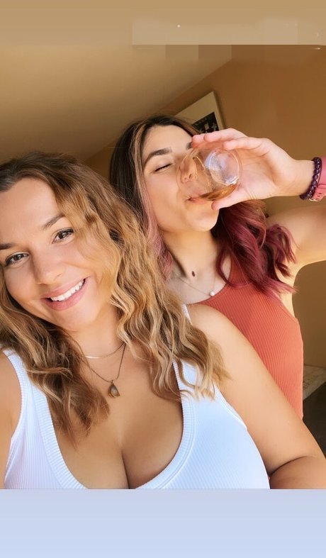 Julia G
