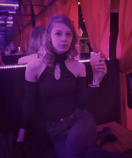 Sydney Poniewaz
