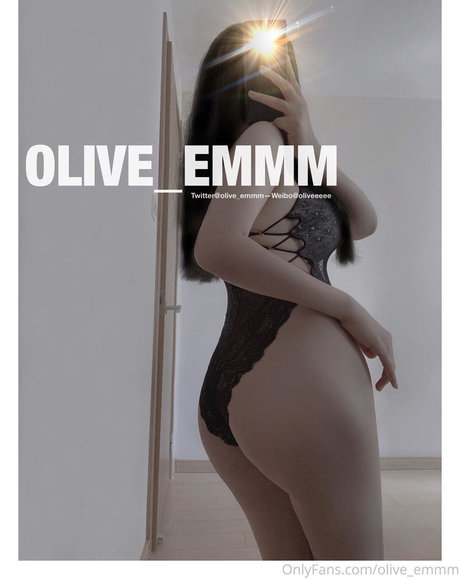 Foto di nudo di fuga di OnlyFans di Oliveemmm