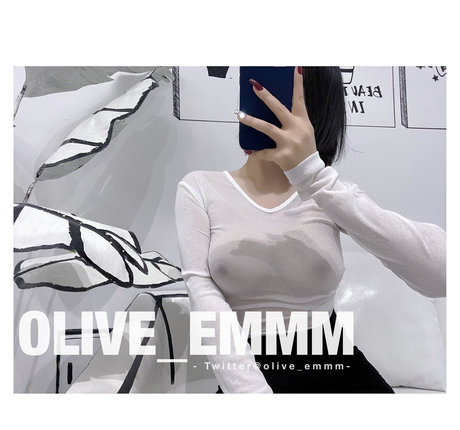 Foto di nudo di fuga di OnlyFans di Oliveemmm